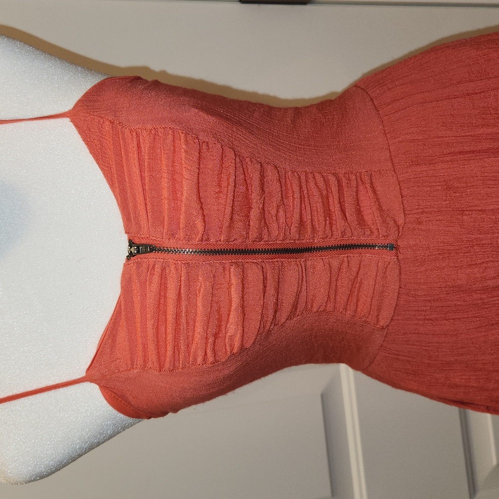 Dress - Picture 2 of 6